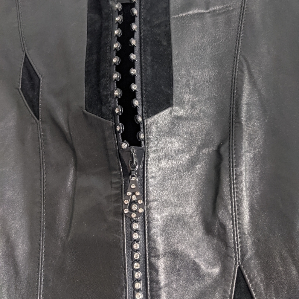 Zingzing genuine leather jacket pockets rhinestones zipper ribbed back sleeves - Picture 7 of 11